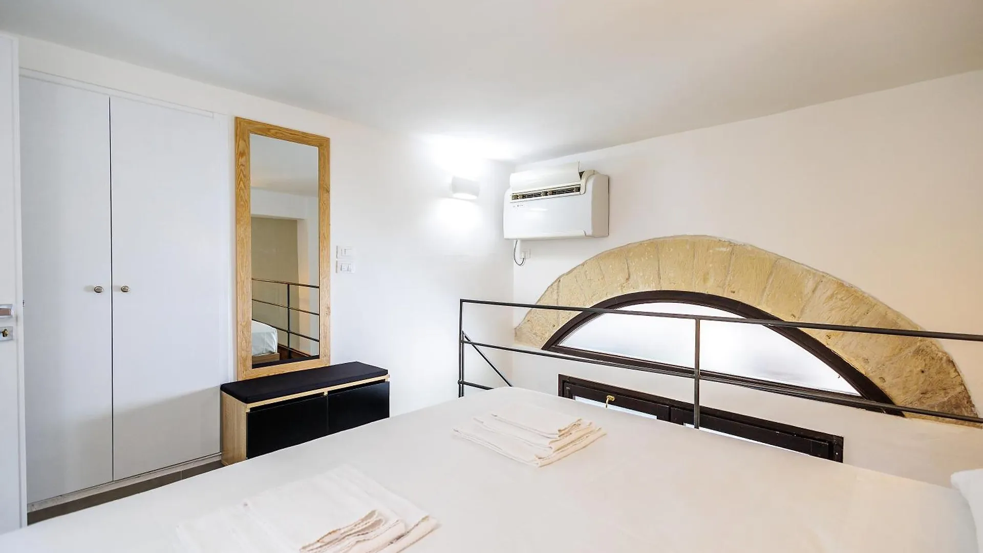 Goodstay Corte Regina Suite Lecce 0*,  Italia