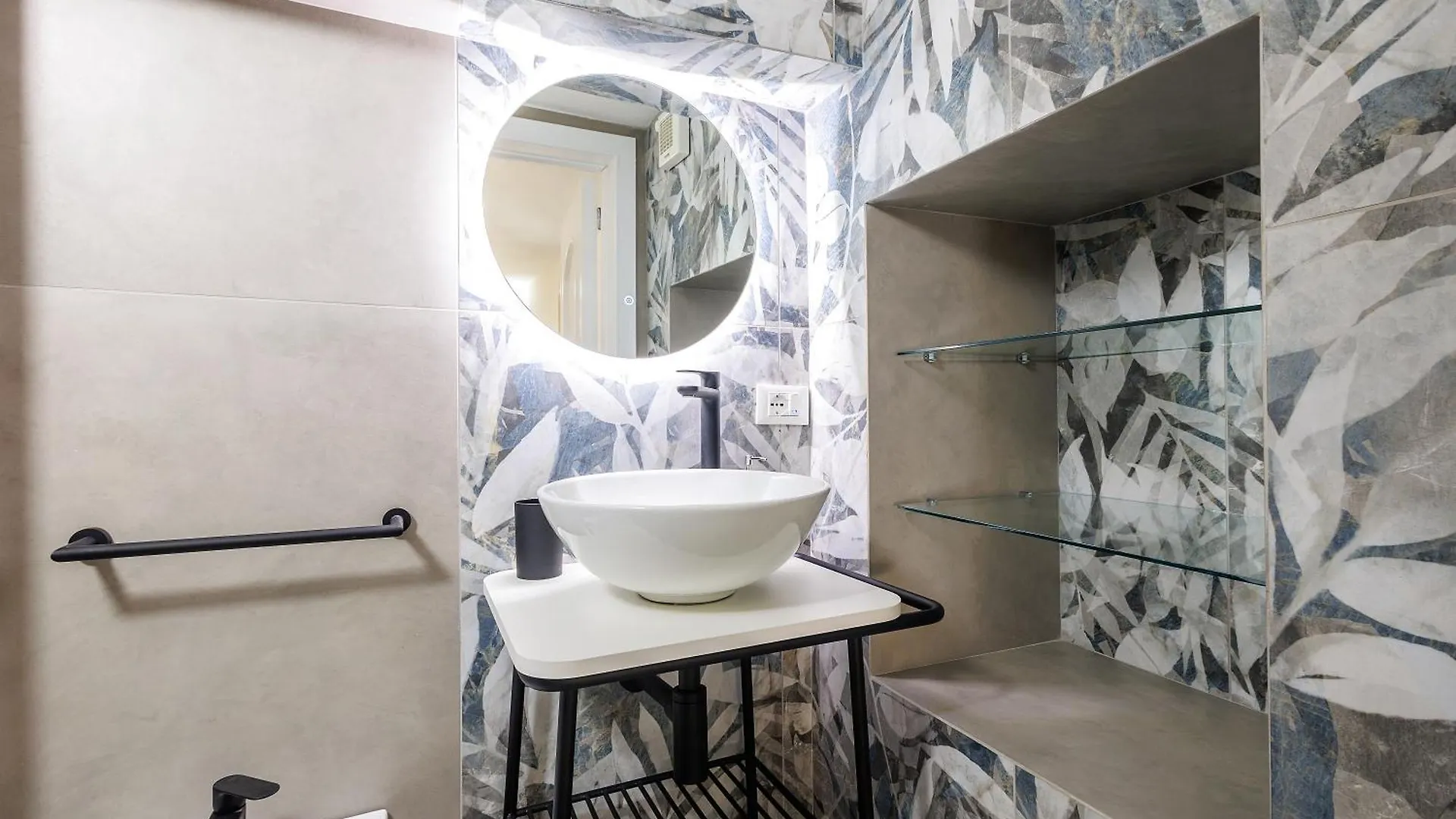 Goodstay Corte Regina Suite Lecce 0*,  Italia